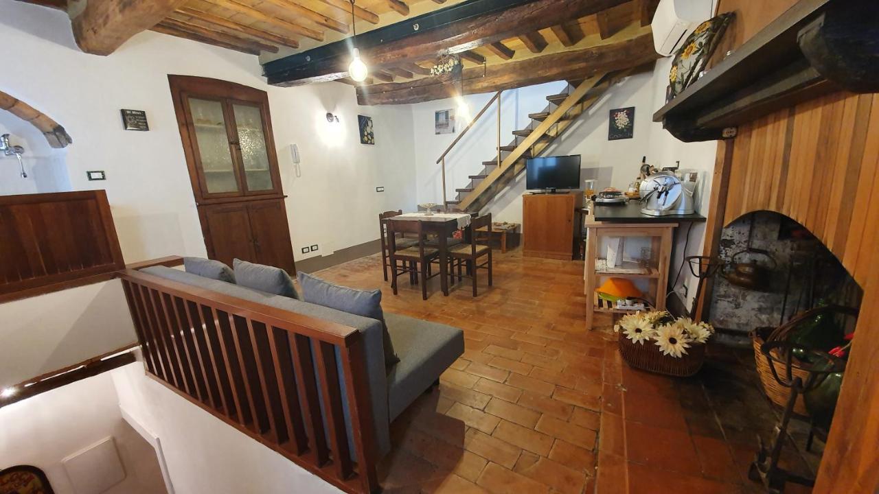 Le Casette Di Civitella- La Casa Di Rolando E Gina Appartement Civitella Del Lago Buitenkant foto